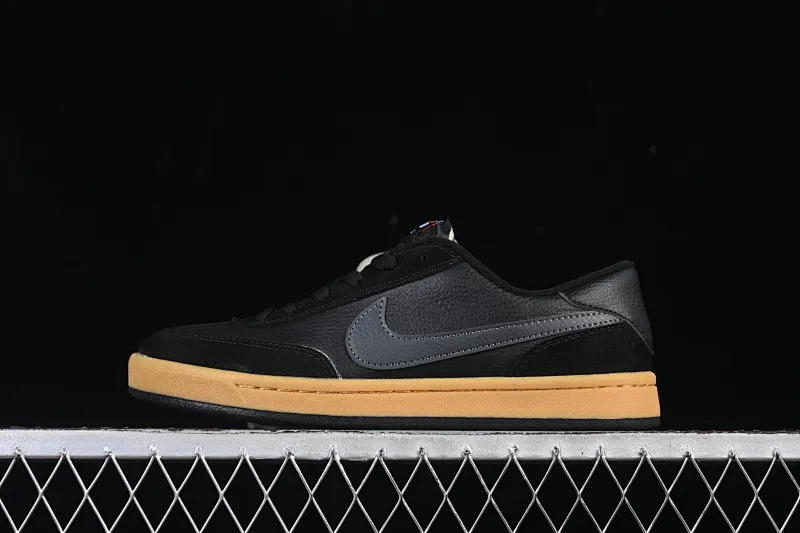 All categories Nk SB Dunk series Nike SB Fc Classic campus sneakers Nike SB Fc Classic Nike autumn and winter campus casual sneakers 909096-008